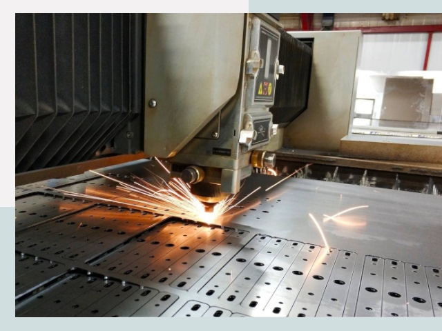 Лазерная резка металла в Заволжье от 611 руб.